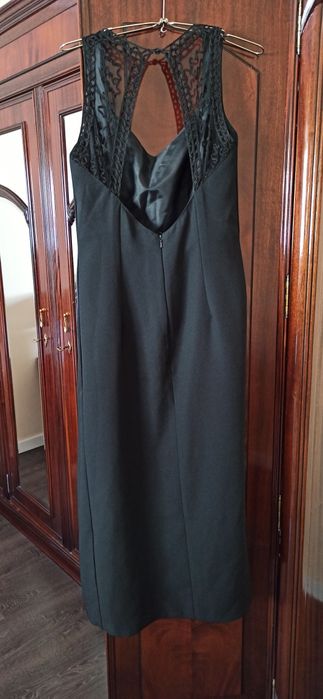 Vestido preto de cerimônia