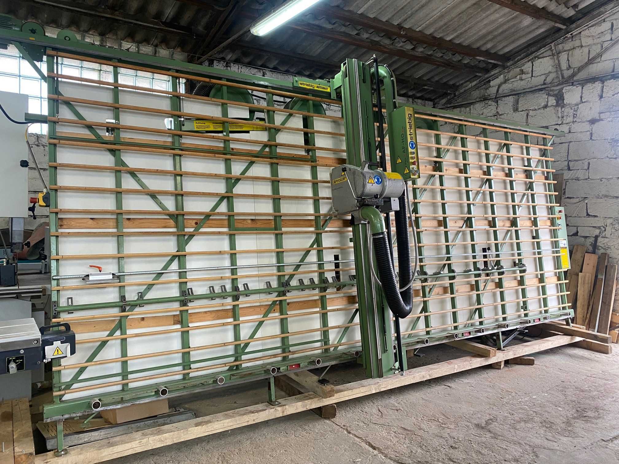 Piła pionowa ścienna STRIEBIG AUTOMAT 6220 AV