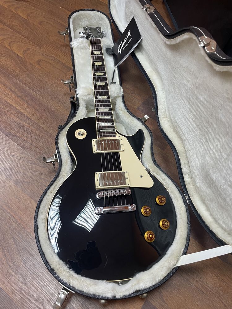 Gibson Les Paul Standard 60s Ebony (2200$)