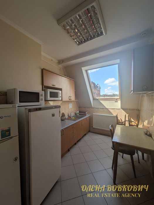 Оренда офісного приміщення по вул.Залізнична