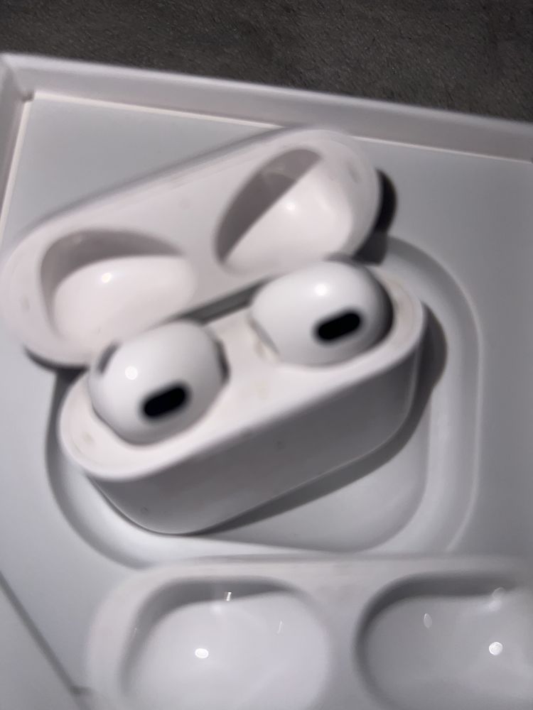 Aiir podsu apple 2 pro i 3