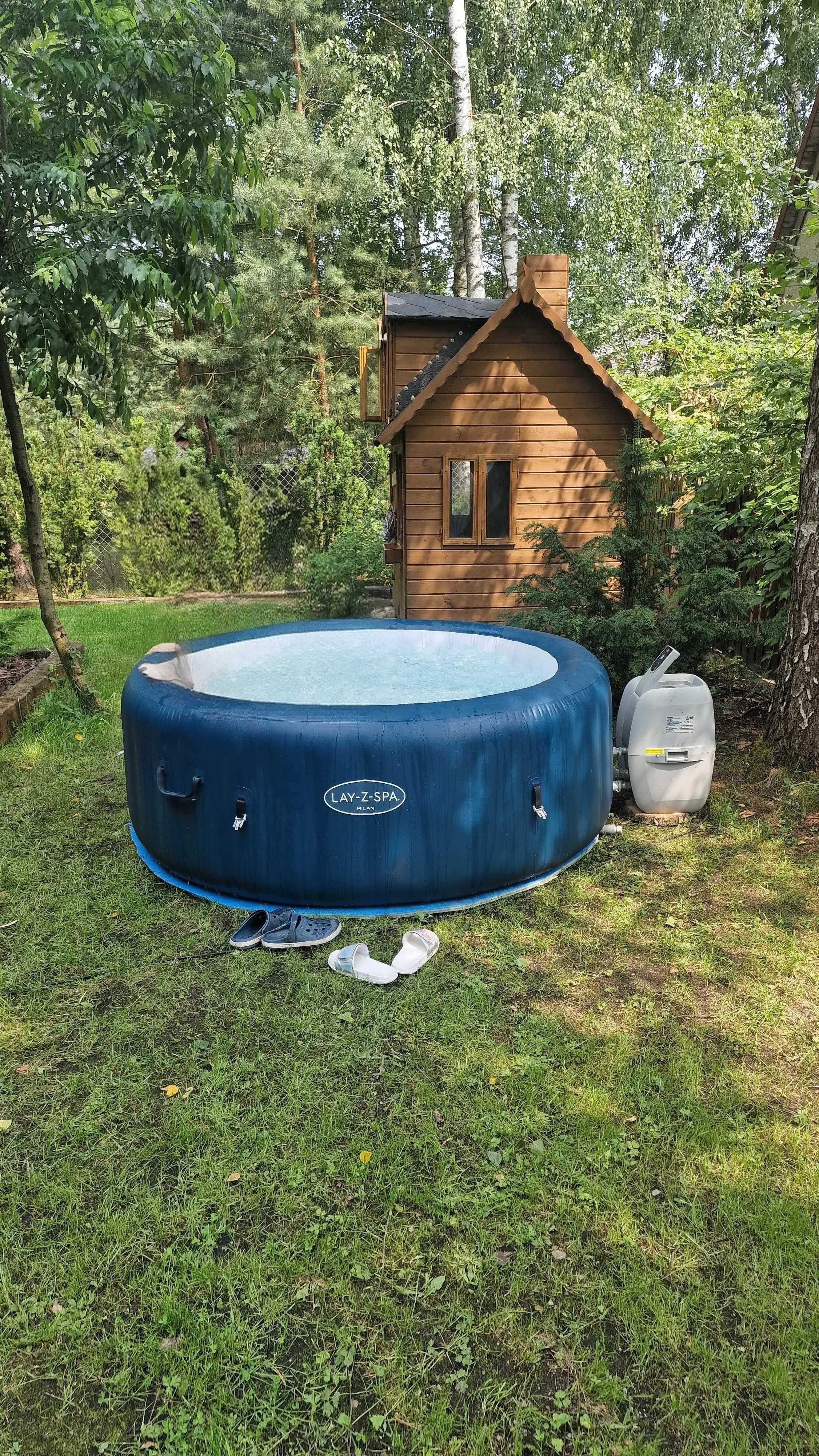 Lay-Z-Spa Milan AirJet Plus – jacuzzi z podgrzewaczem i bąbelkami