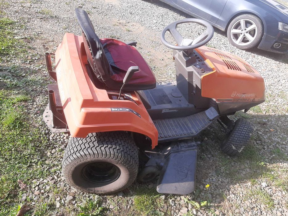 Kosiarka traktorek husqvarna