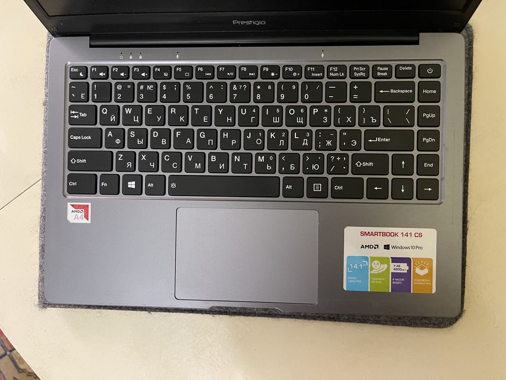 Продаж ноутбуку Prestigio SmartBook 141C6