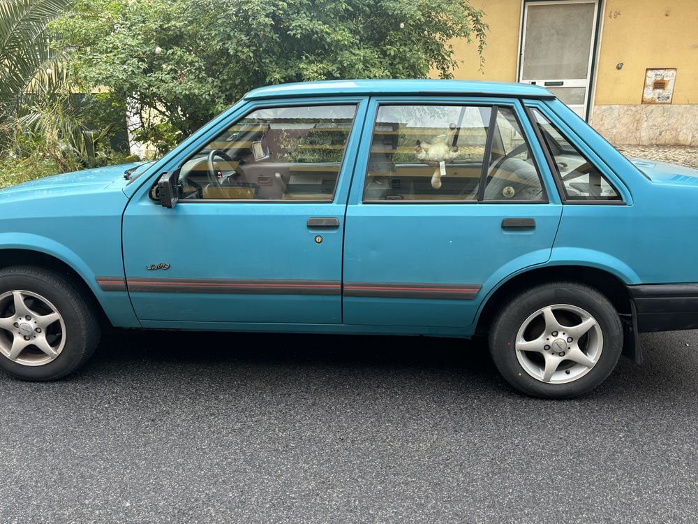 Corsa A swing 1.2