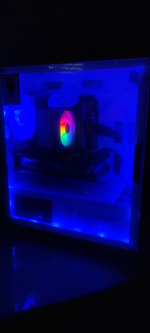 PC Gaming Branco RGB/RX 6700XT/48GB DDR4/Xeon E5 2680V4/256GB M.2 SSD
