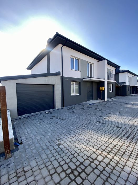 Продаж котедж спарка Зубра ( Сихів ) дуплекс