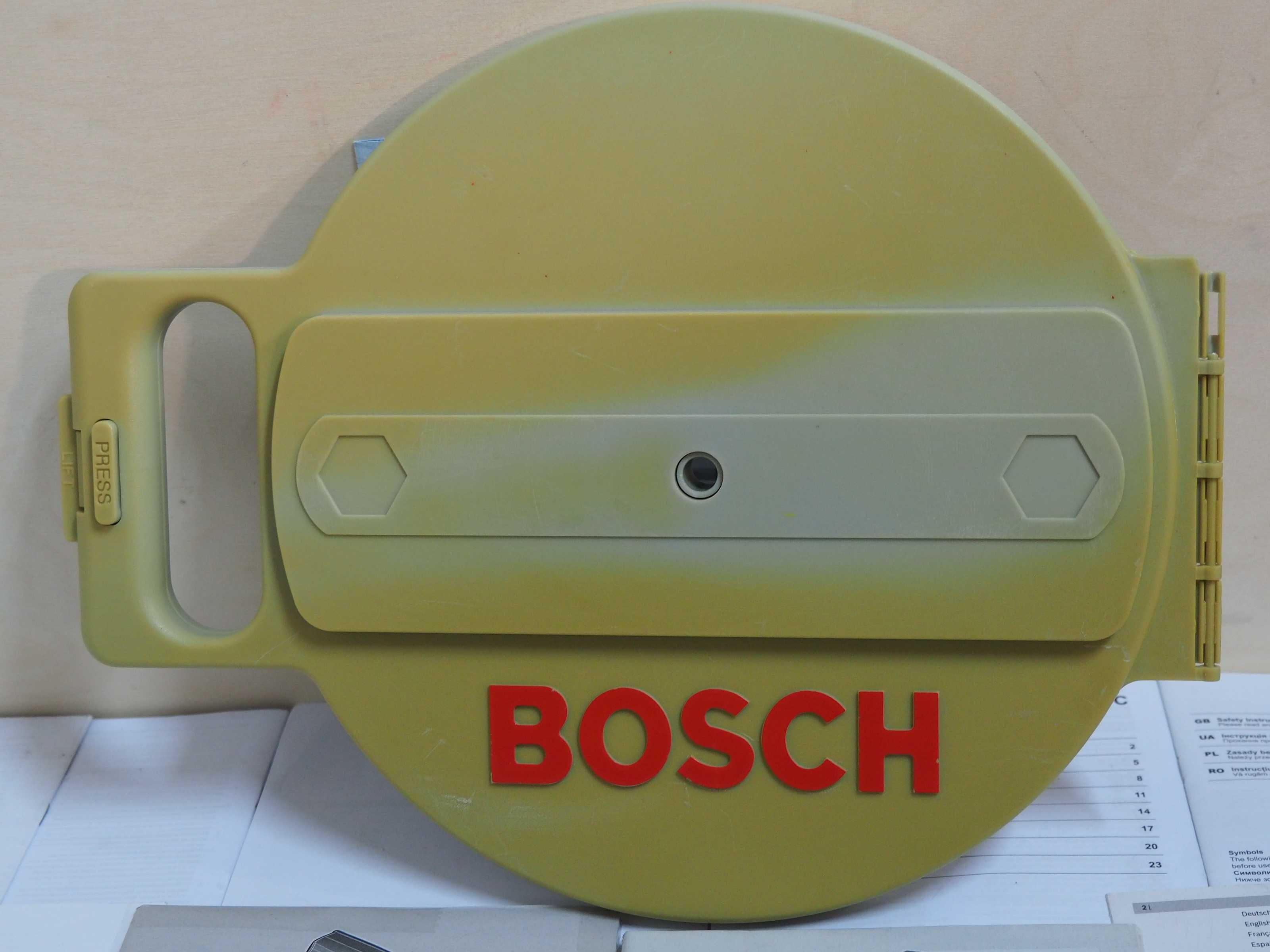 Klucz +pudelko pojemnik na tarcze pile 260mm BOSCH GTS PTS