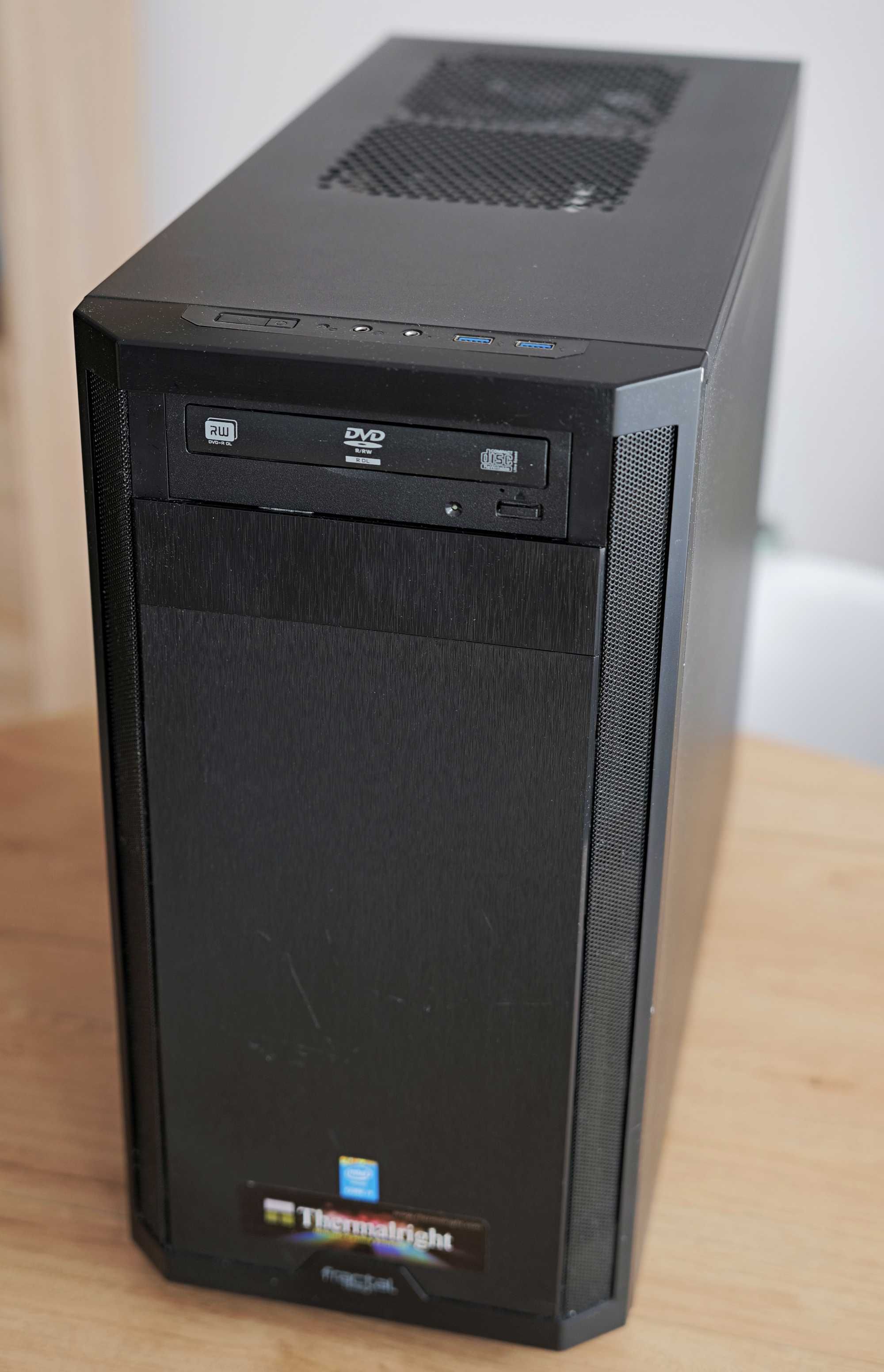 Zadbany komputer do montażu i gamingu–Intel core i7, 16gb ddr3 + dyski