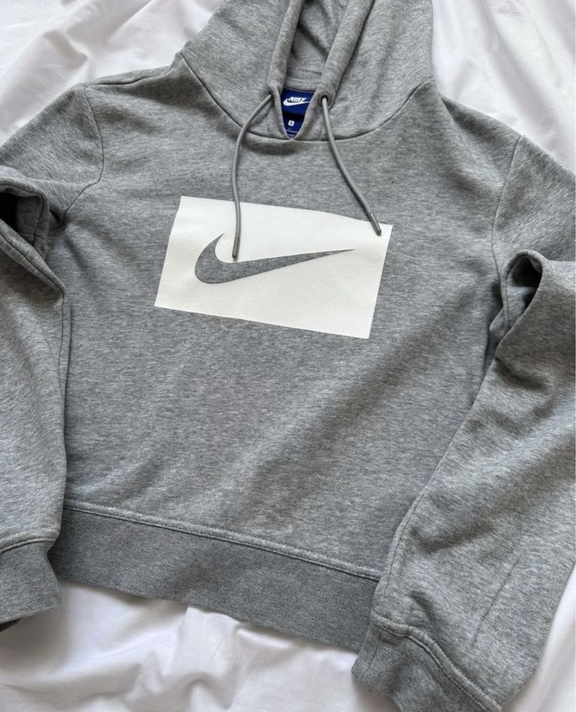 Жіноче худі Nike