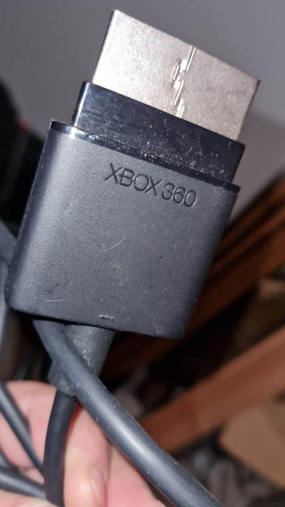 Kabel Xbox 360 euro - 3x chinch 1,8 m