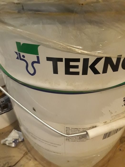 Лак паркетний акрилово уратановий