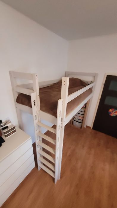 Łóżko drewniane antresola / 110x218x210