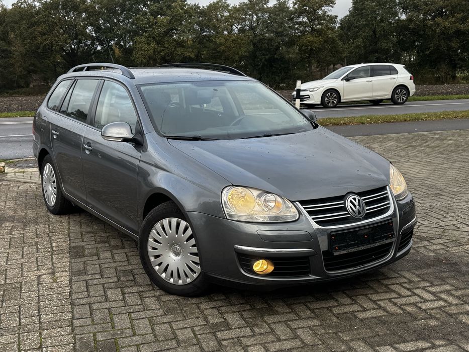 VW Golf 5 MPI 1.6 Бензин 2010 рік
