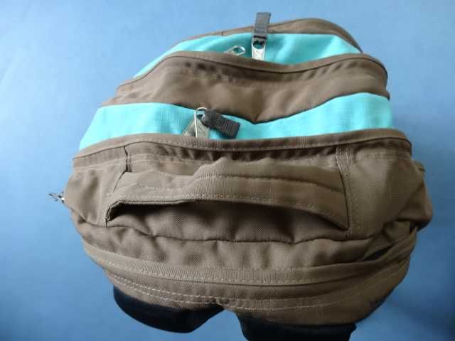 Plecak JANSPORT Laptop 15,4 cali Miejski Szkolny