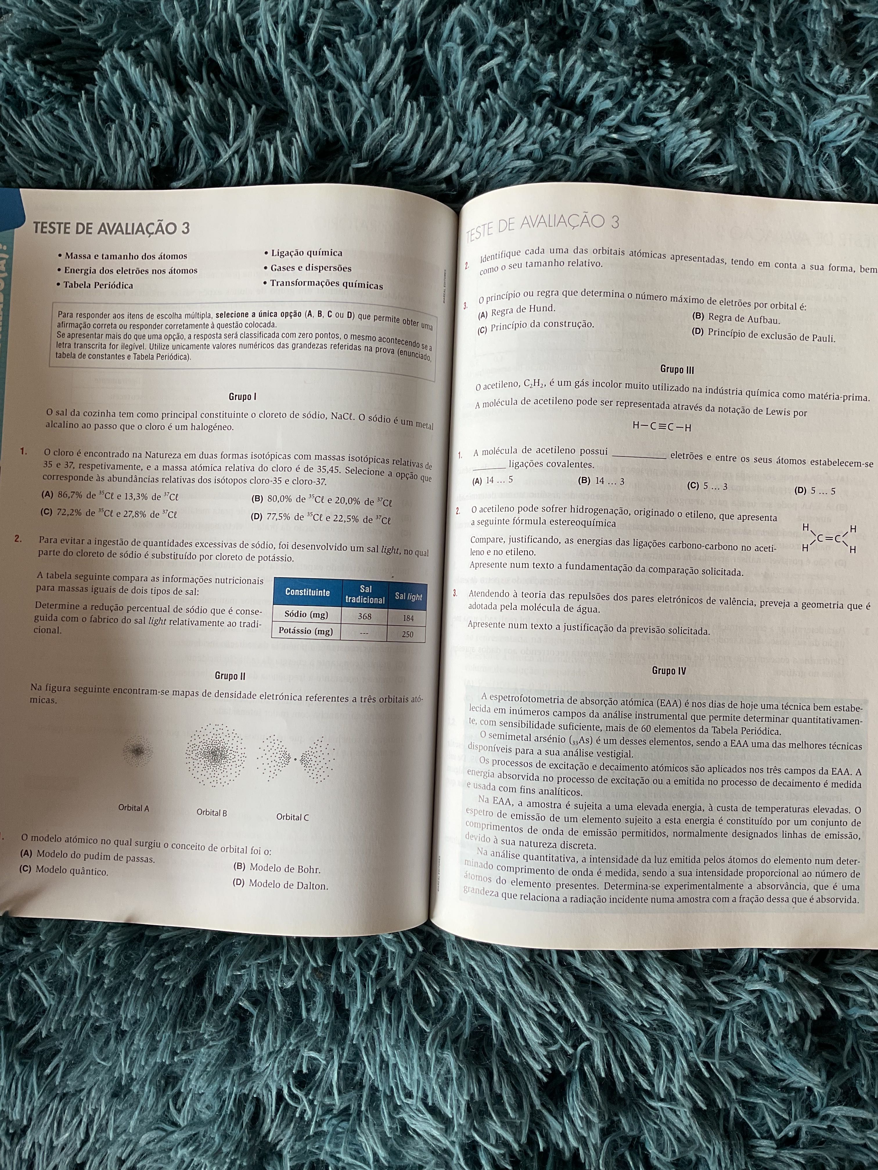 Livro preparar testes FQ 10