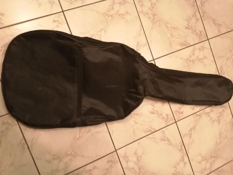 Pokrowiec na gitarę. Nowy