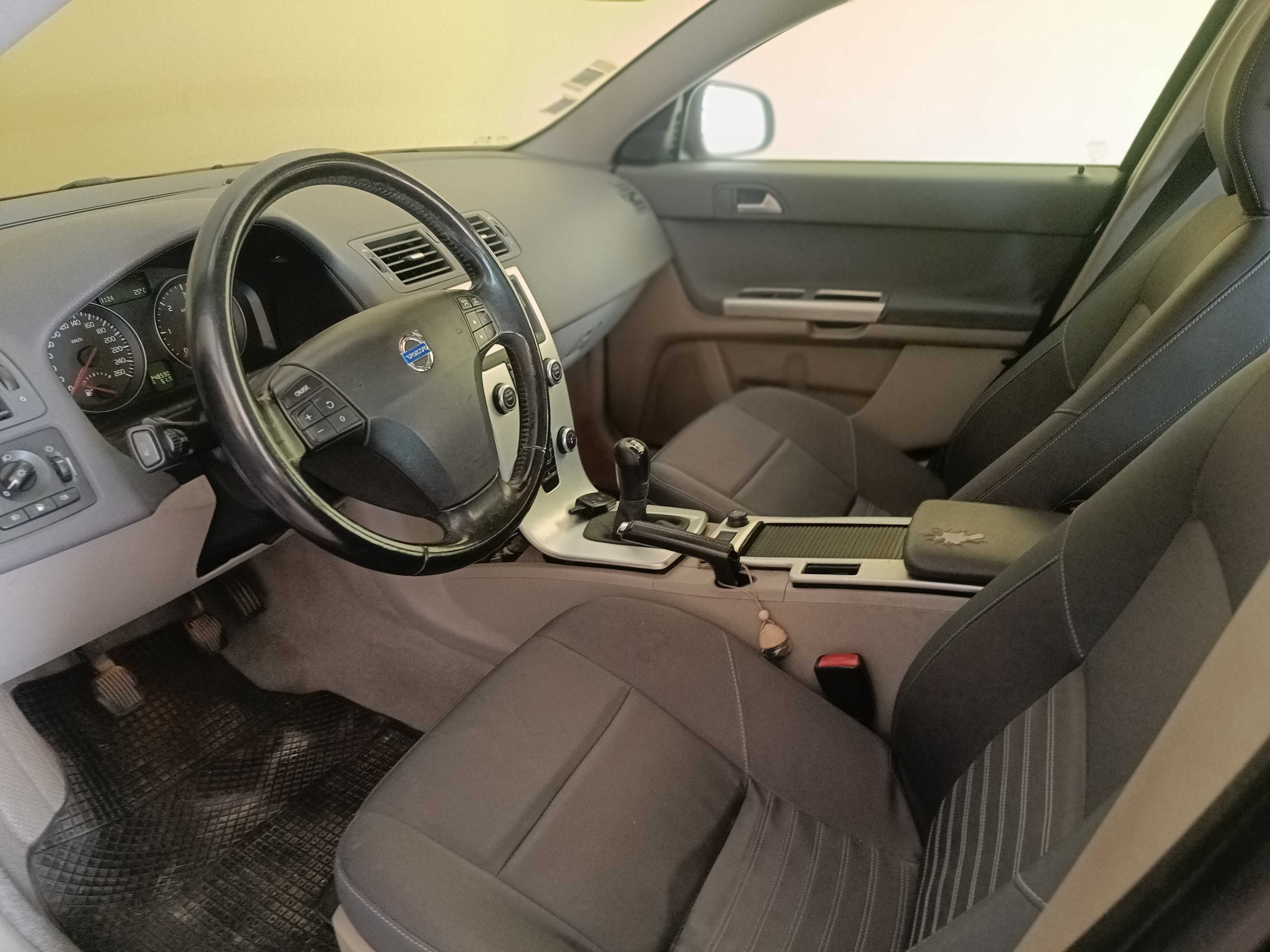 VOLVO V50 1.6D Start / Stop 2010