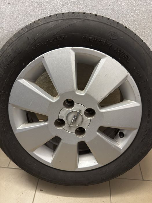 Felgi opel meriva A 4x100 r15  opony letnie
