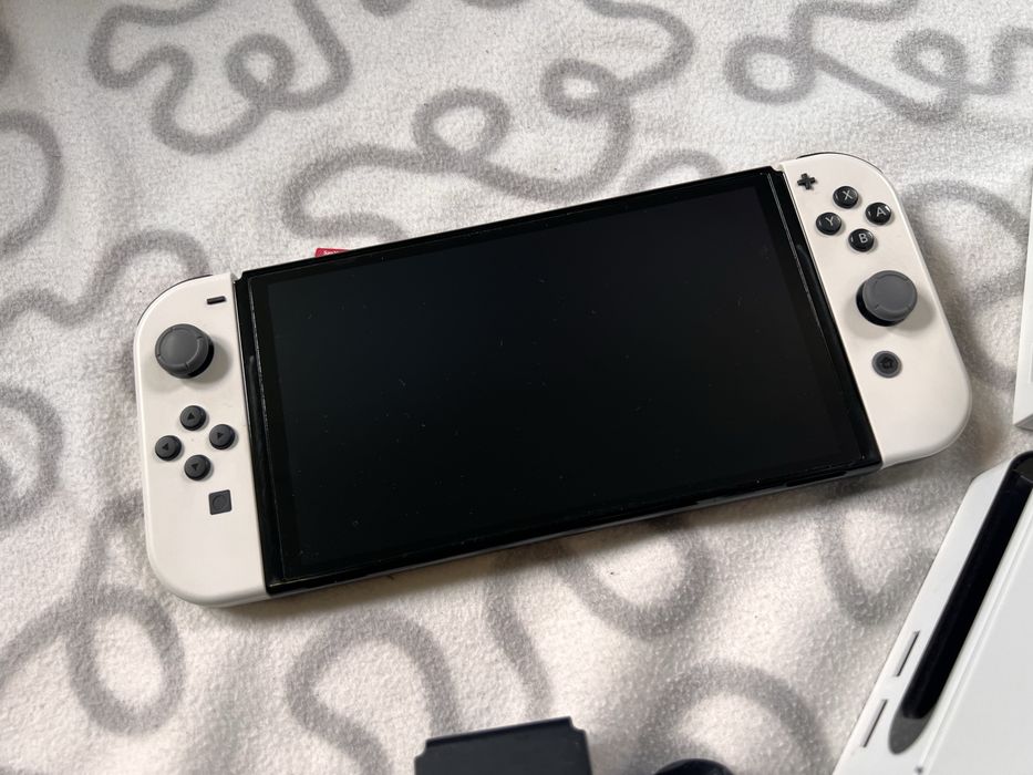 Konsola switch oled
