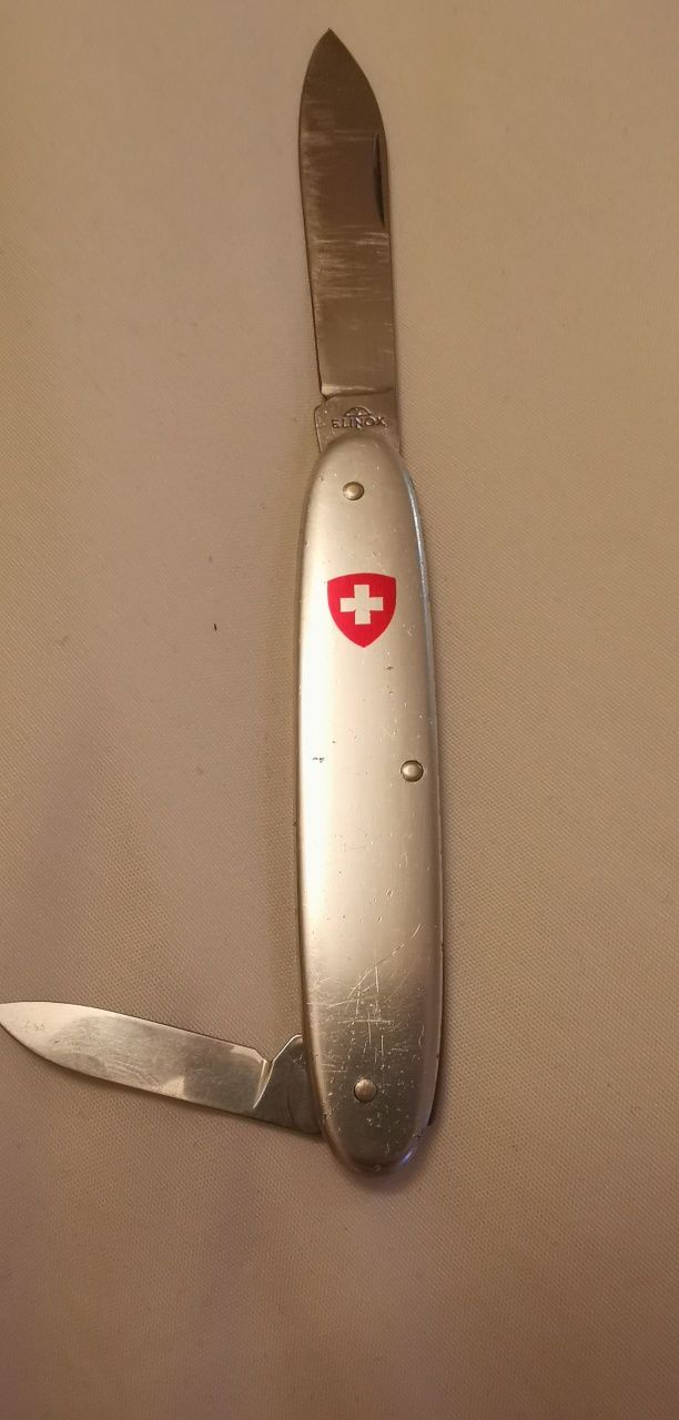 Scyzoryk nóż Victorinox Elinox Secretary Alox srebrny