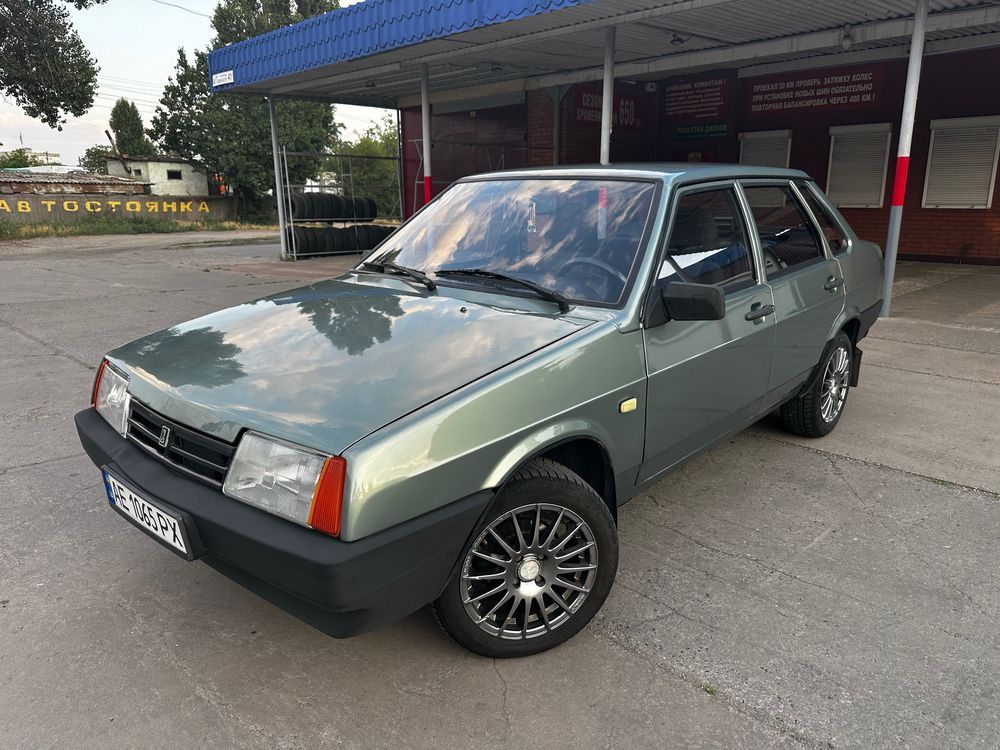 Продам ВАЗ 21099 в Идеальном состояние