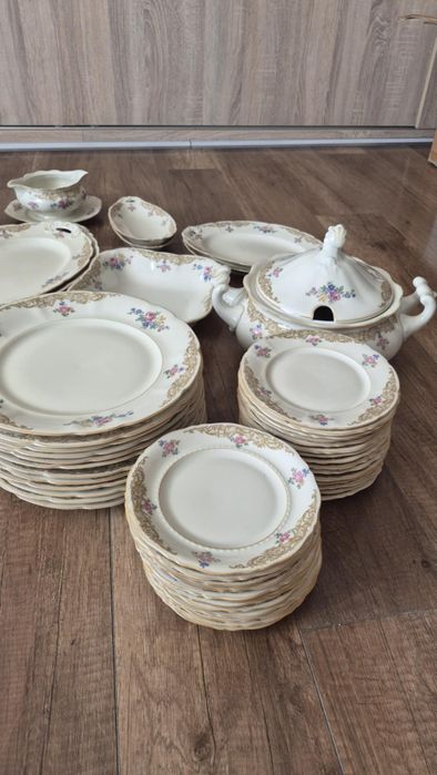 Serwis obiadowy porcelanowy