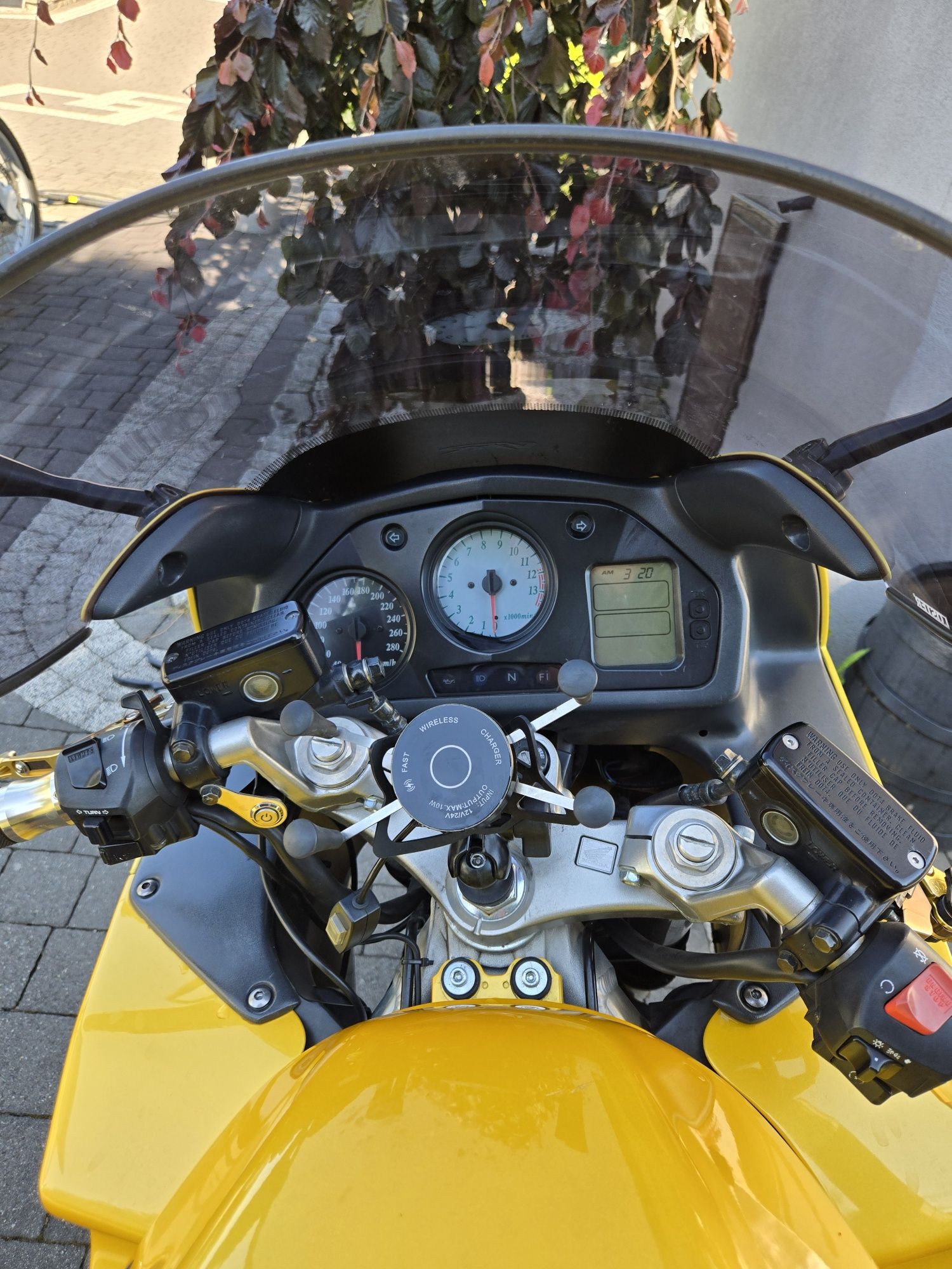 VFR 800 FI idealna bez wkładu dużo dodatków