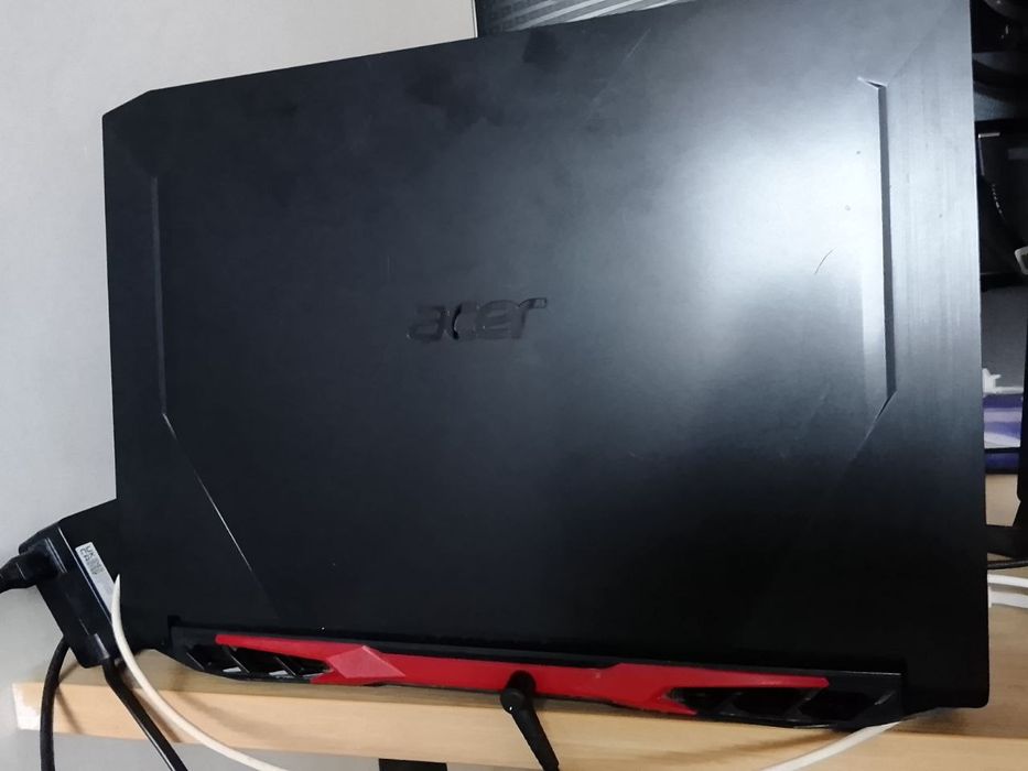 Игровой ноутбук Acer Nitro 5, 1660ti 10300H 16 RAM.144 герц