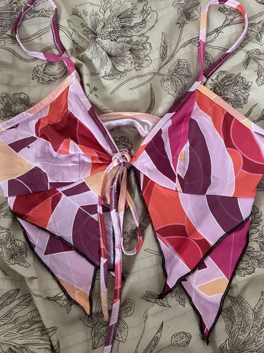 Продам 4 топа за 400 грн (разом) в подарунок кофтинка