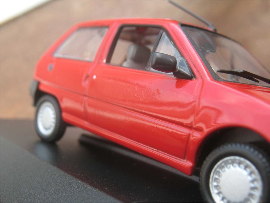 Citroen AX 10E - 1987 (Escala 1/43)