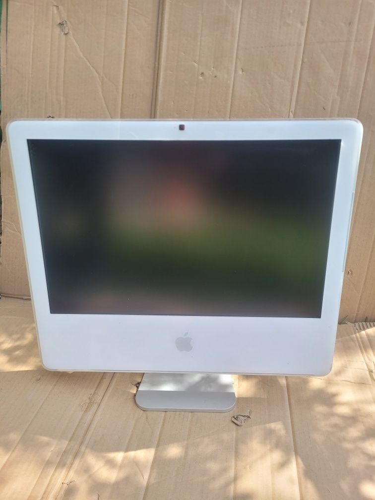 Монитор 20" Apple