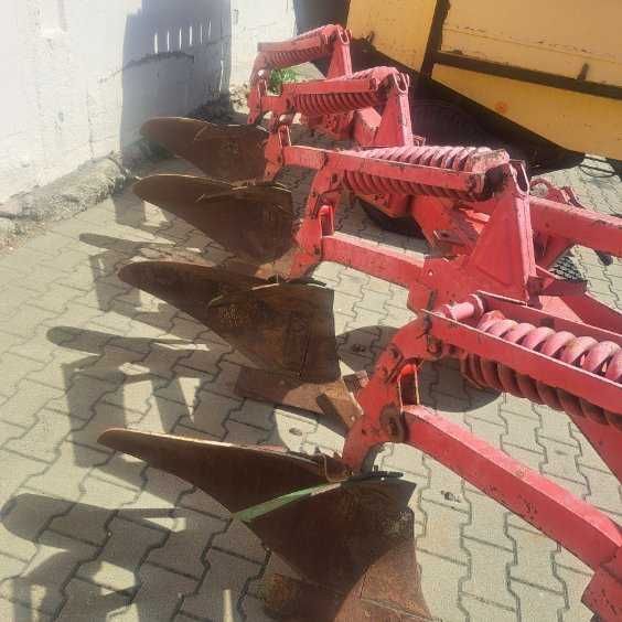 Pług Unia Tur 3+1