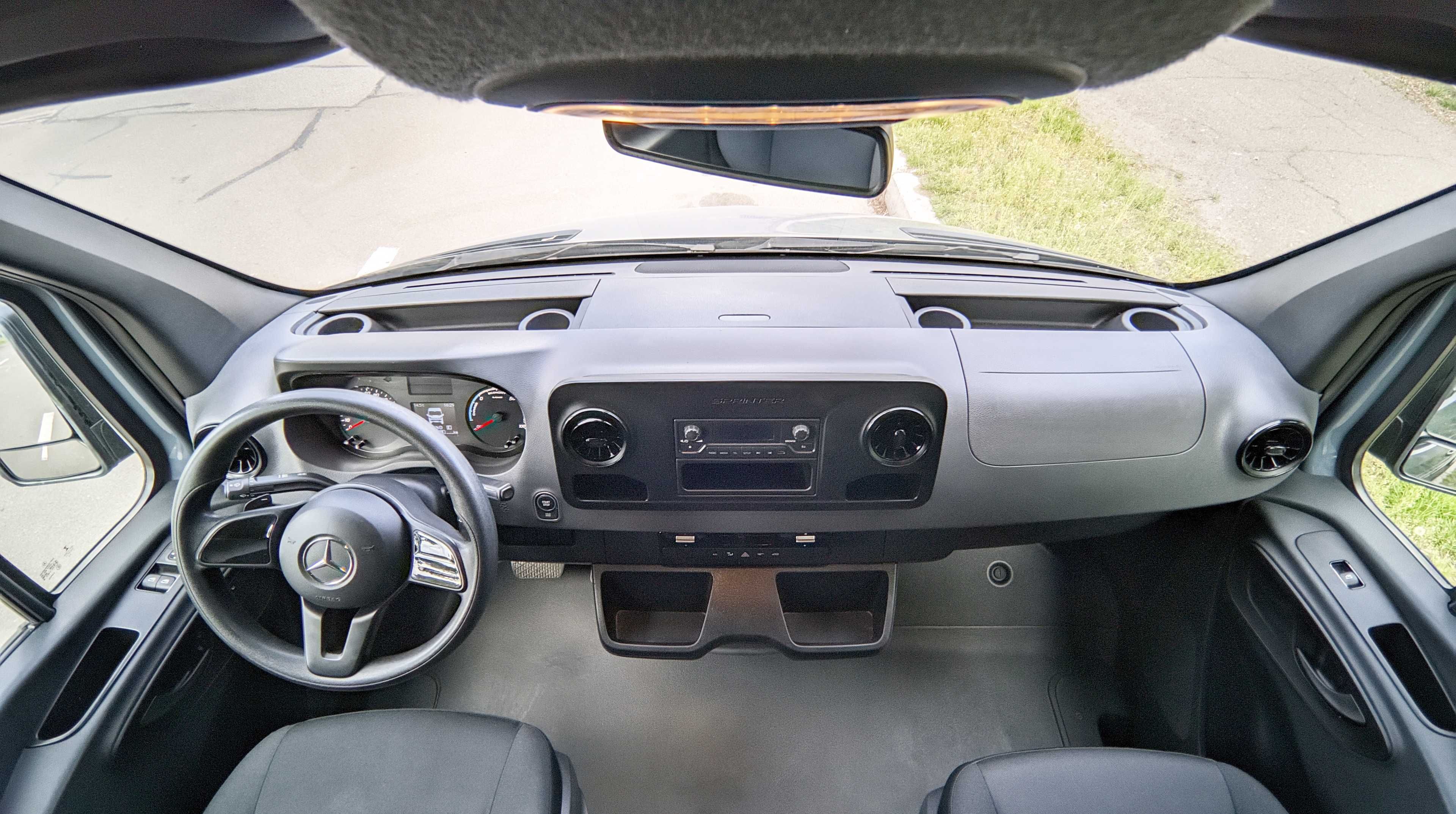 продаж Mercedes-Benz eSprinter 2020 електричний з ПДВ