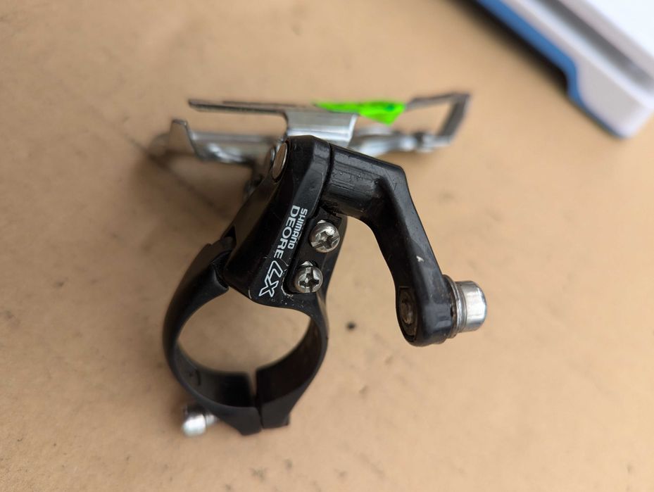 Przerzutka przednia Shimano Deore LX FD-M566 31.8mm 3x8 speed P49