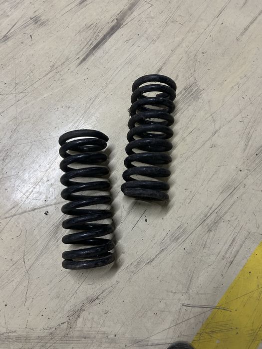 Fsc żuk diesel andoria sprezyny 4 ki komplet