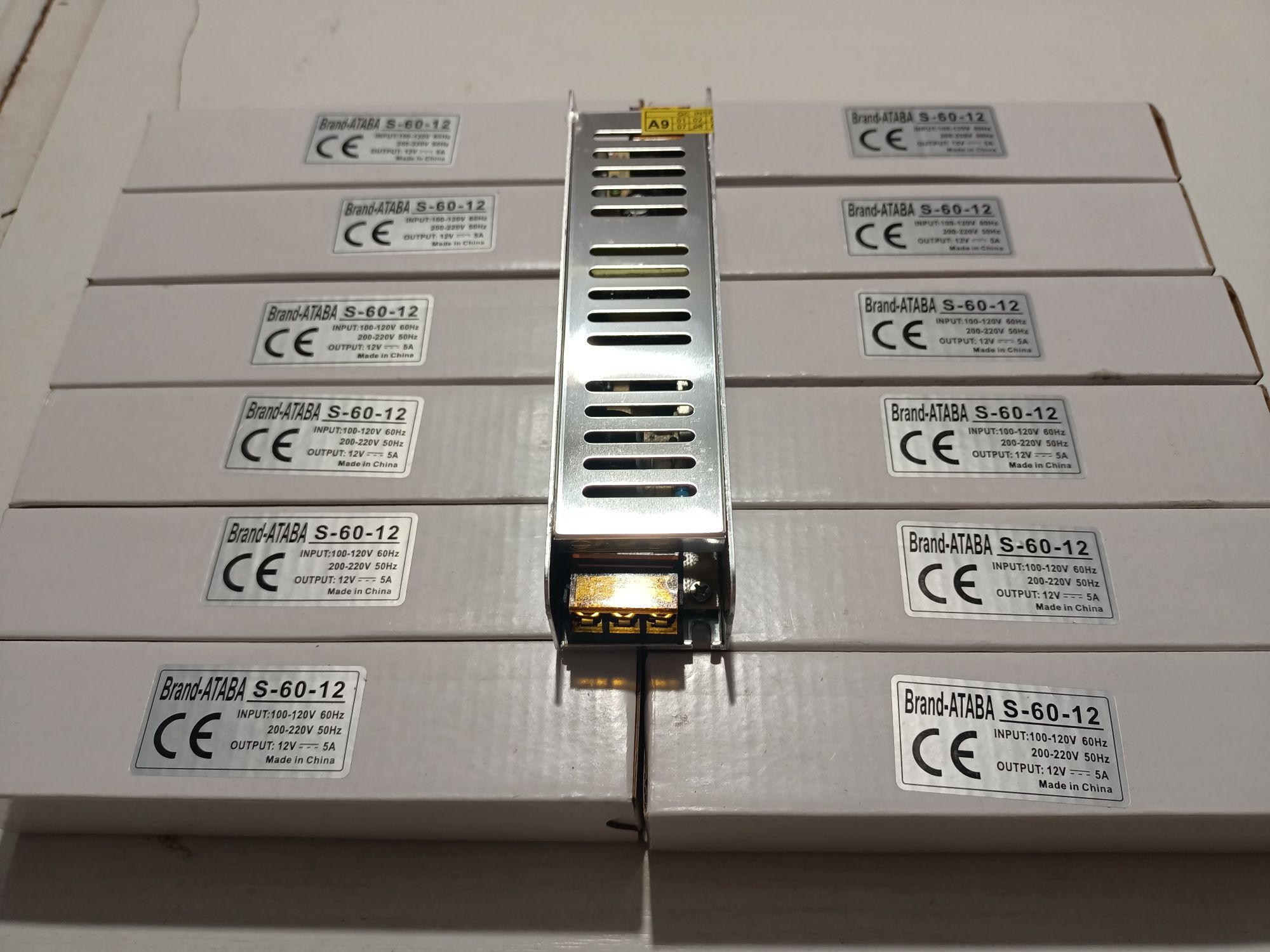 Блок питания Ataba 12v-5a