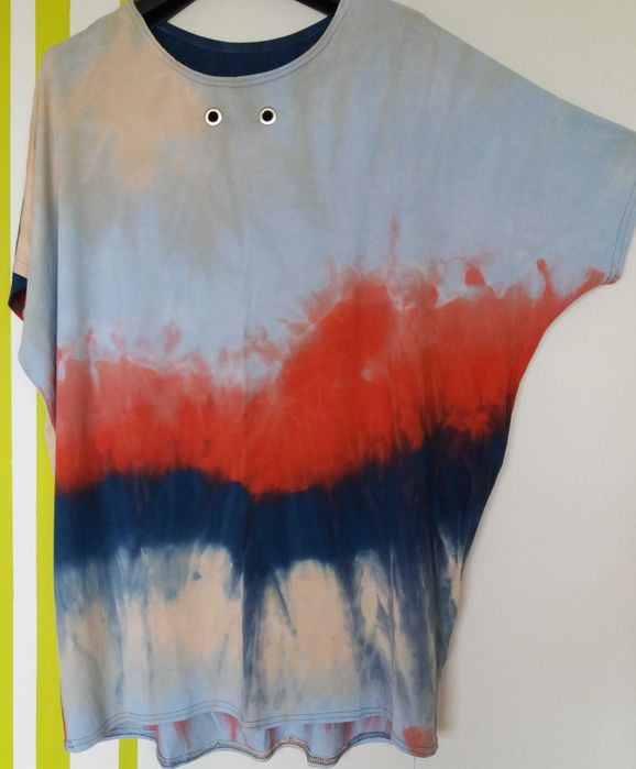 L/XL(46/48) Wygodna tunika o kroju nietoperza