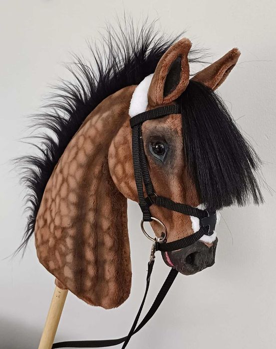 Realistyczny Konik Hobby Horse A3 + ogłowie gniady realistyk