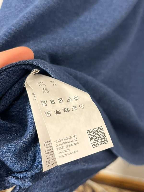 Hugo Boss niebieska koszulka z długim rękawem