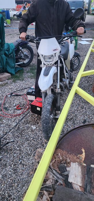 Supermotard ajp 200cc