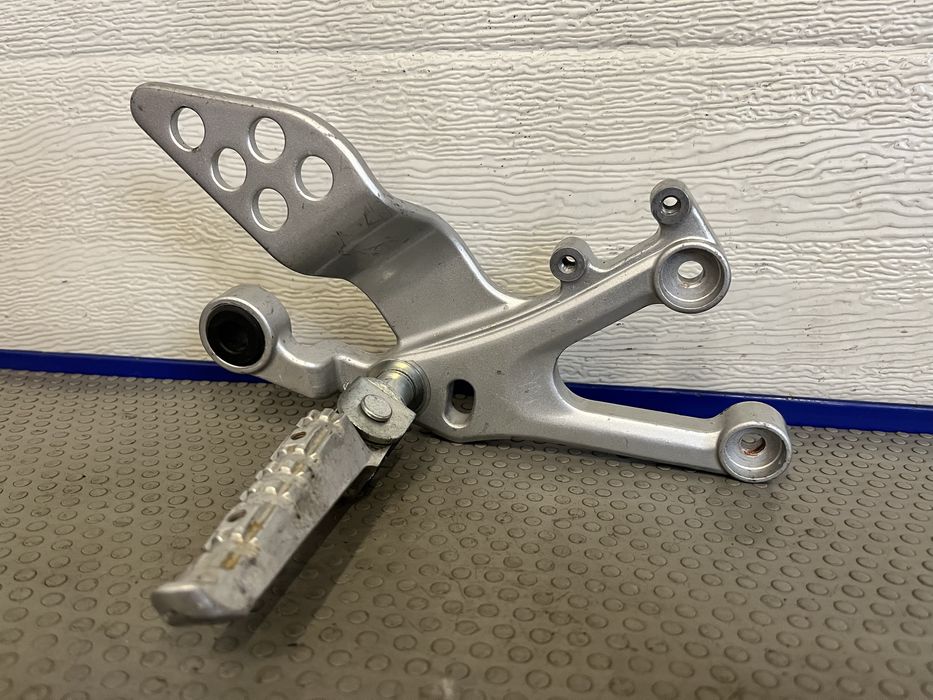 Set prawy yamaha yzf r125