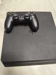 Продам SONY PlayStation 4 MODEL CUH-2216A