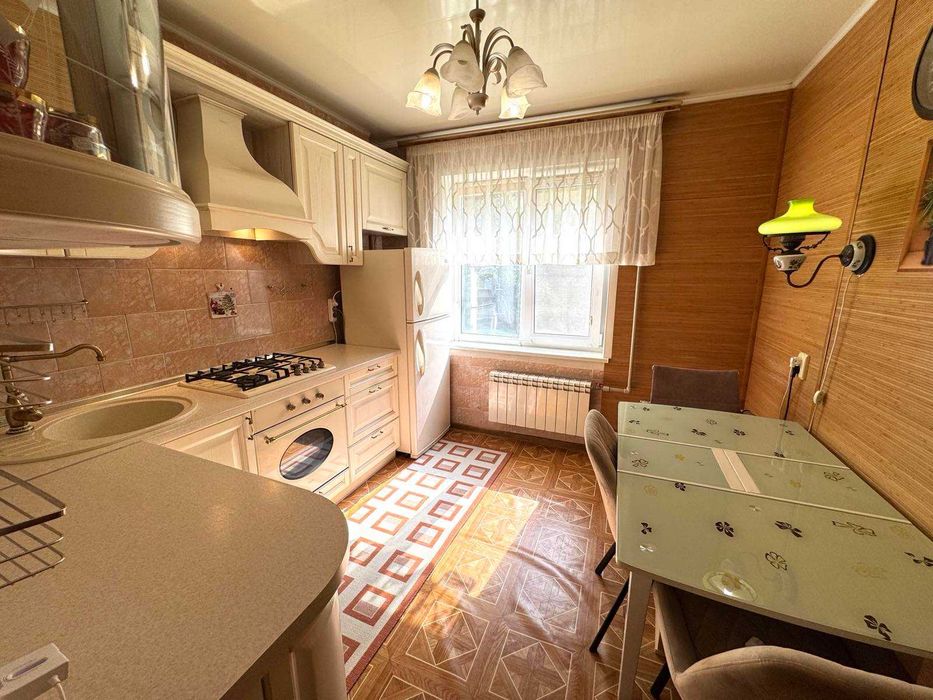 Продаж 2-к квартира, Олександрівський, вул. Шкільна