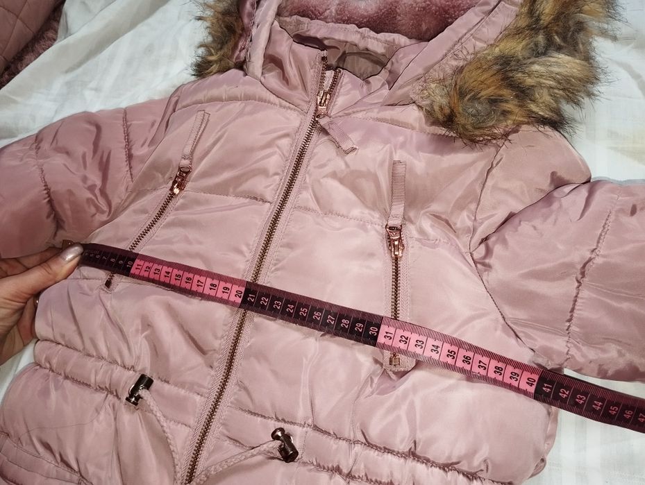 Куртка зимняя парка с мехом  на 6-7 лет