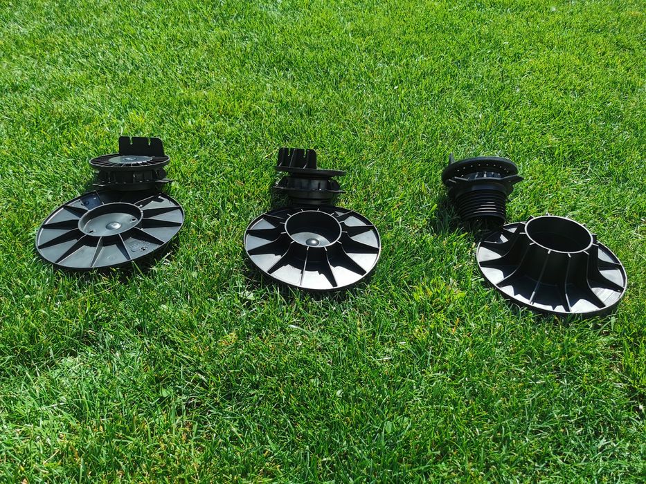 70 szt (5zł/szt) - Wsporniki regulowane do tarasu wentylowanego Syste