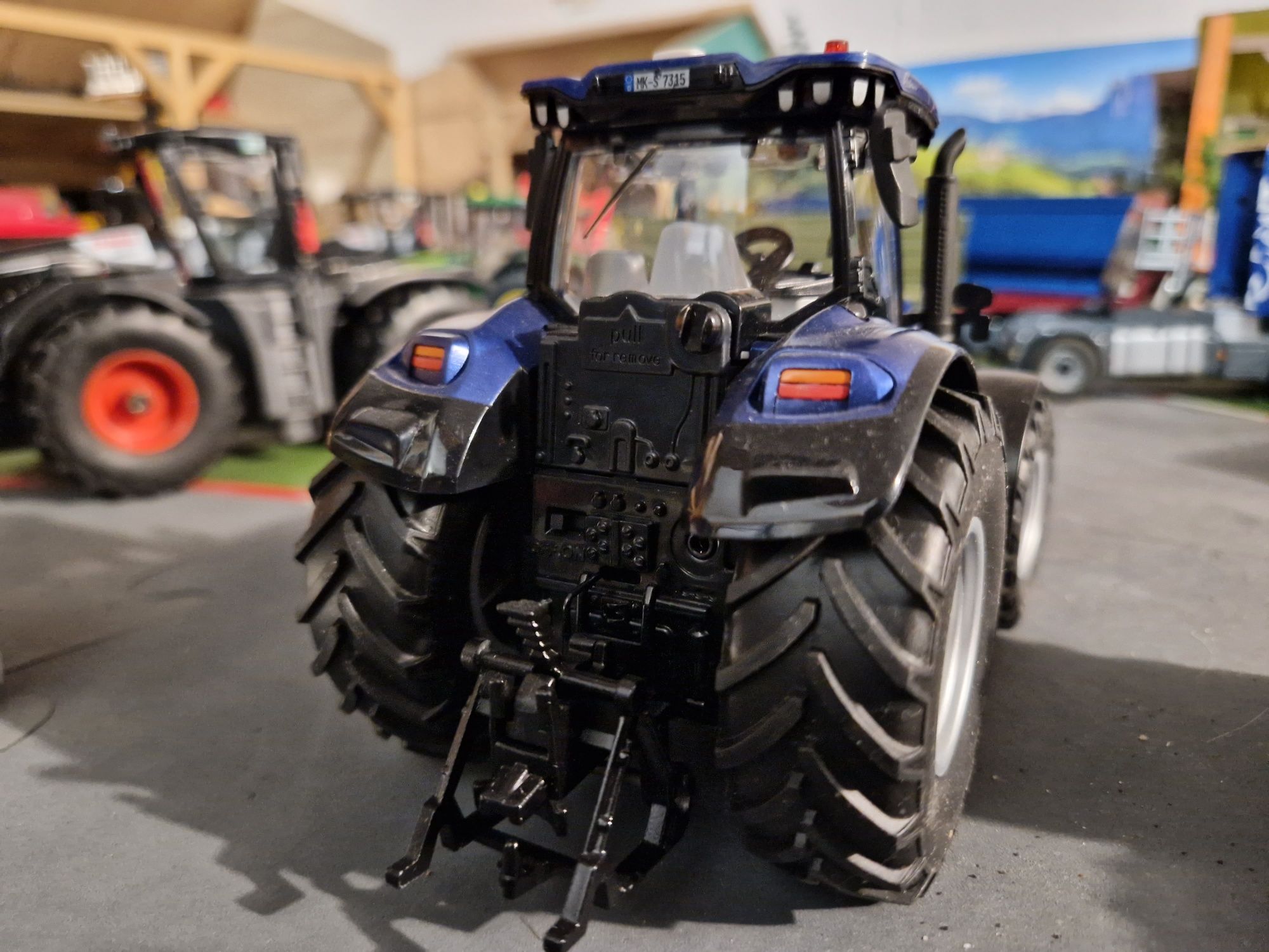 Siku control 6738 New Holland