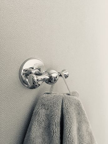 Крючок для полотенец крючок двойной в ванную вешалка планка