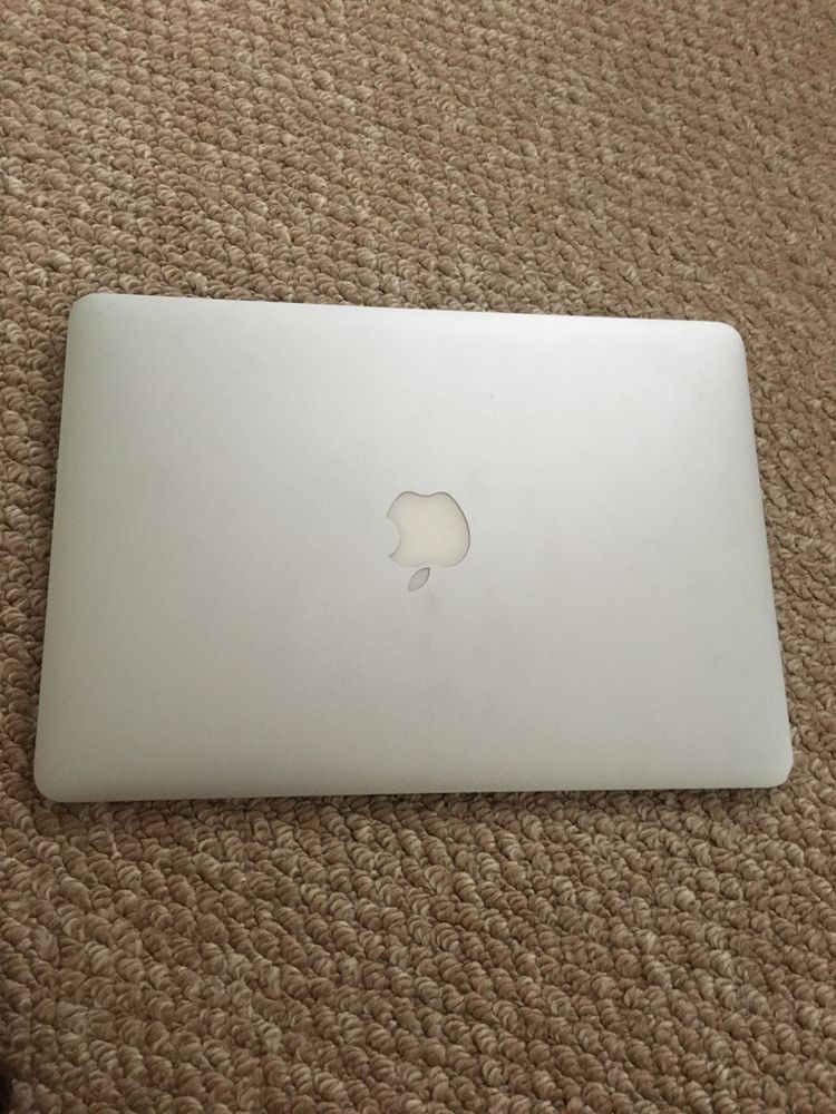 MacBook Air A1369 с з/у