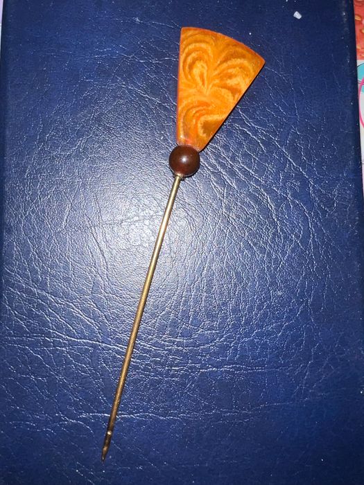 Заколка для волос,янтарь позолота.